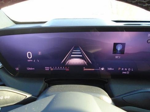 Certified 2025 Buick Enclave Preferred image 7