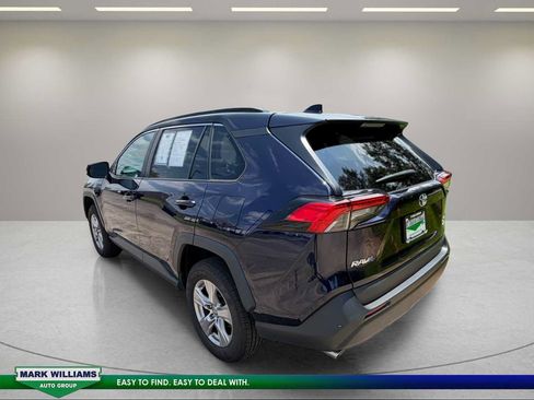 Used 2023 Toyota RAV4 XLE AWD/4WD image 11