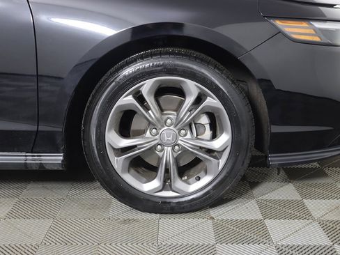 Used 2023 Honda Accord EX image 21
