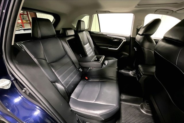 Used 2021 Toyota RAV4 XLE Premium AWD/4WD image 27