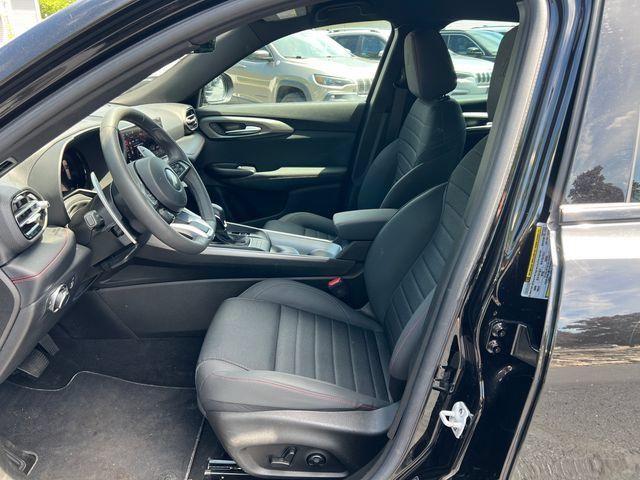 Used 2024 Dodge Hornet R/T w/ R/T Blacktop Package AWD/4WD image 3