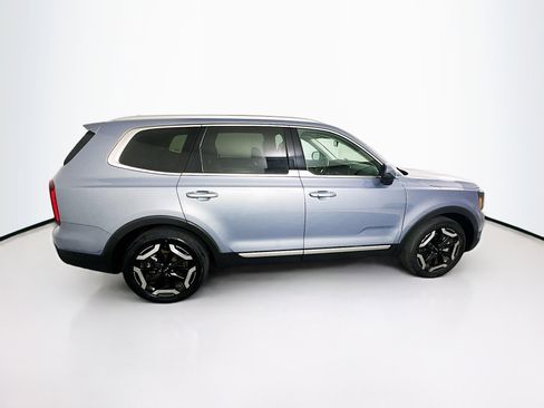 Used 2025 Kia Telluride S image 10