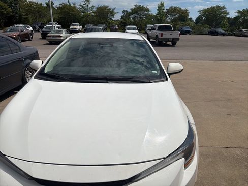 Used 2023 Toyota Corolla LE FWD image 13