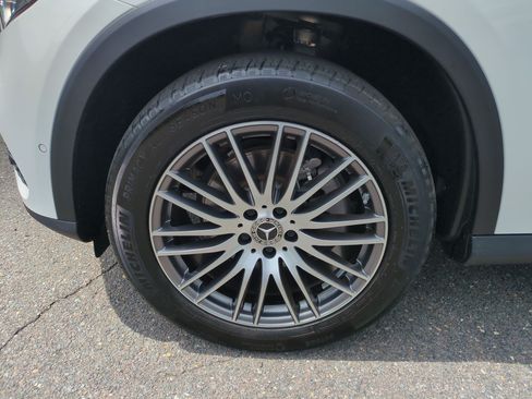 Certified 2024 Mercedes-Benz GLC 300 4MATIC image 10