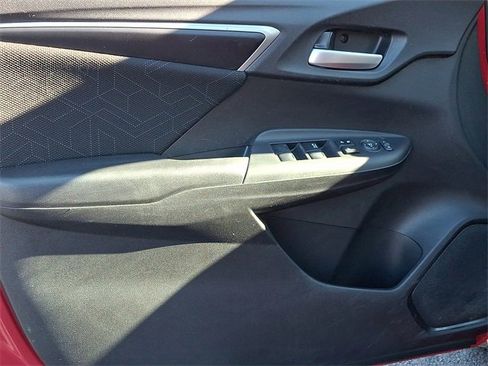 Used 2016 Honda Fit EX image 11