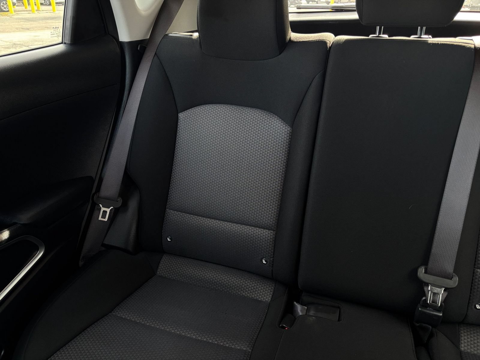 Used 2025 Kia Soul LX w/ LX Technology Package FWD image 34