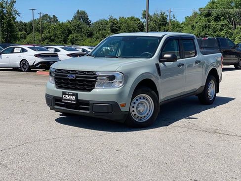 Used 2022 Ford Maverick XL FWD image 3
