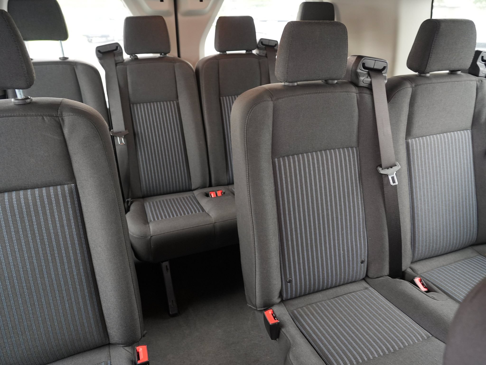 Used 2018 Ford Transit 350 XL RWD image 29