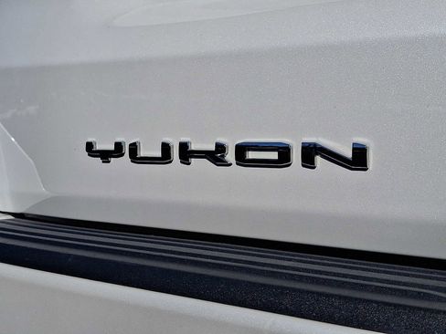 Certified 2024 GMC Yukon XL Denali image 33