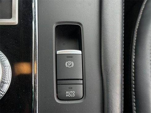 Used 2022 Mitsubishi Outlander SE image 22