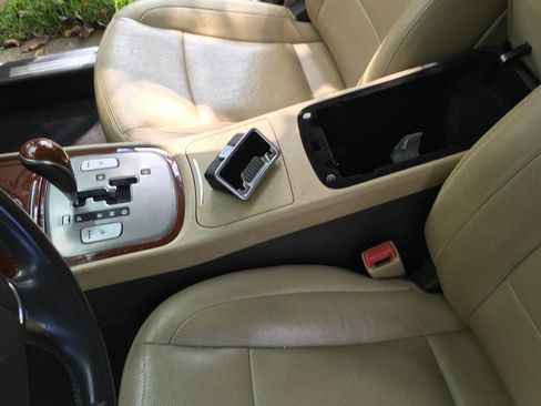 Used 2013 Hyundai Genesis 3.8 image 16