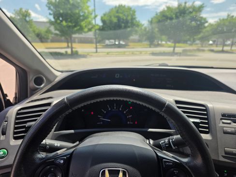 Used 2012 Honda Civic EX-L image 11