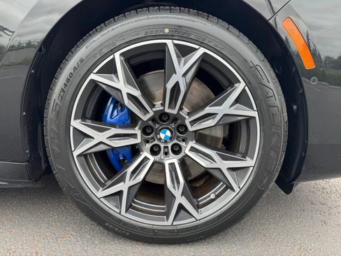 Used 2023 BMW i7 xDrive60 AWD/4WD image 18