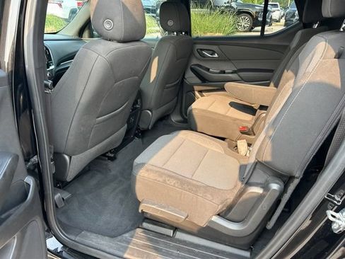 Used 2022 Chevrolet Traverse LT AWD/4WD image 12