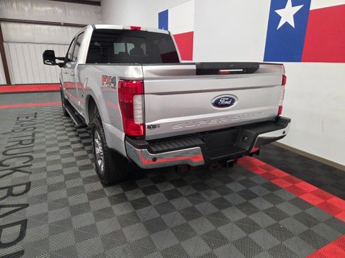 Used 2019 Ford F250 Lariat w/ Lariat Ultimate Package image 12