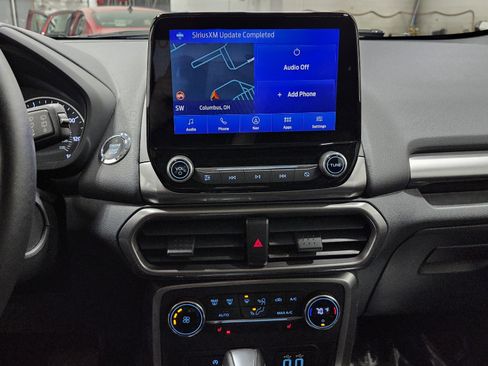 Used 2020 Ford EcoSport SE w/ SE Convenience Package image 29