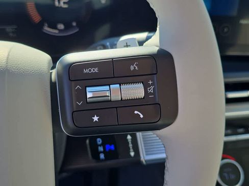 New 2026 Hyundai Santa Fe SE image 25