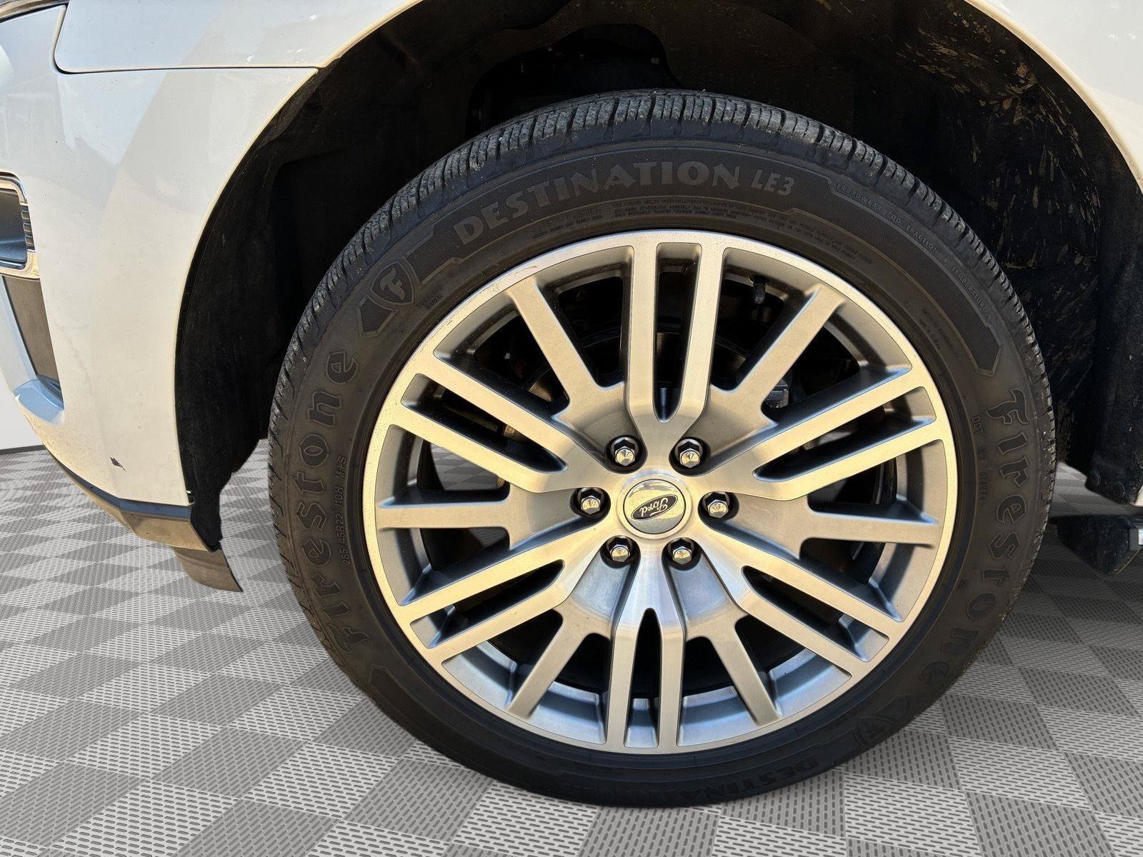 Used 2022 Ford Expedition Max Limited RWD image 10