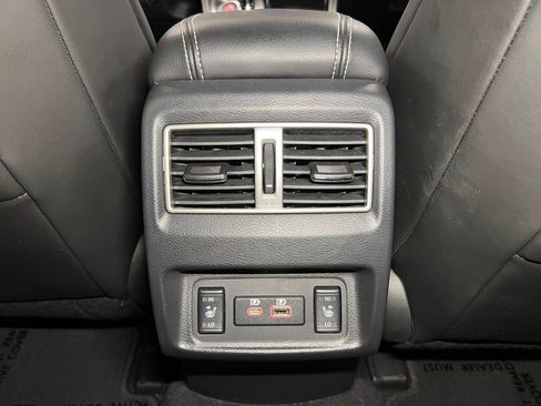 Used 2023 Nissan Maxima Platinum w/ Sport Mat Group FWD image 27
