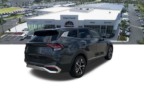Used 2023 Kia Sportage EX image 19