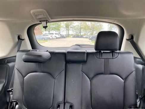 Used 2024 Honda Pilot EX-L image 15