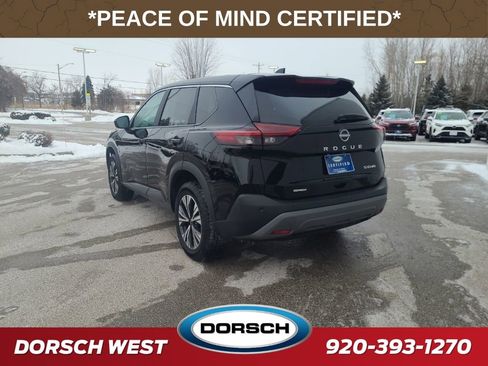 Used 2023 Nissan Rogue SV image 3