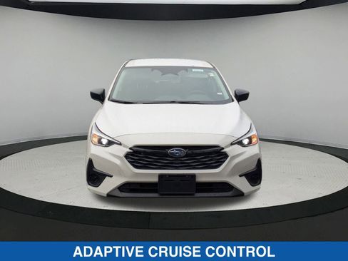 Certified 2025 Subaru Impreza 2.0i image 9