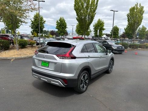 Used 2024 Mitsubishi Eclipse Cross SE AWD/4WD image 6