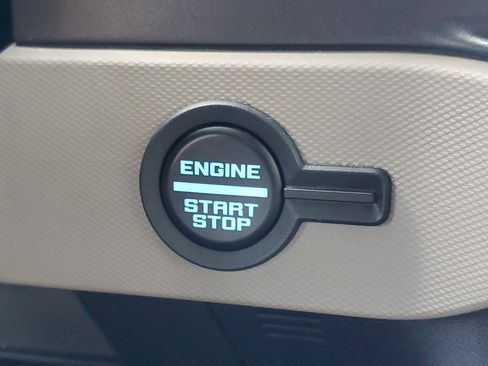 Used 2023 Ford Bronco Wildtrak image 35