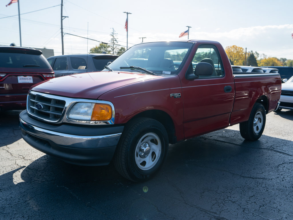 Used 2004 Ford F150 XL RWD image 2
