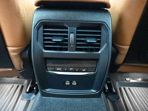 Used 2023 BMW 330i xDrive Sedan w/ M Sport Package image 34