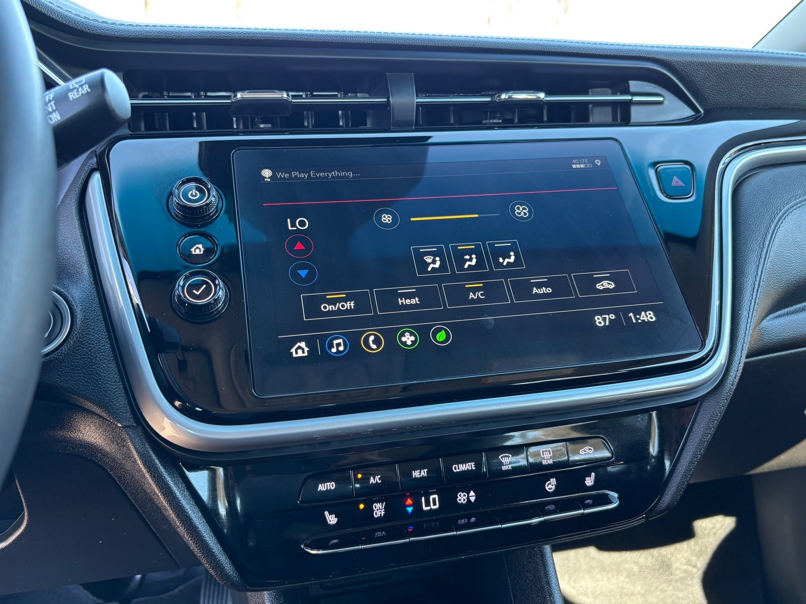 Used 2023 Chevrolet Bolt LT w/ Infotainment Package FWD image 14
