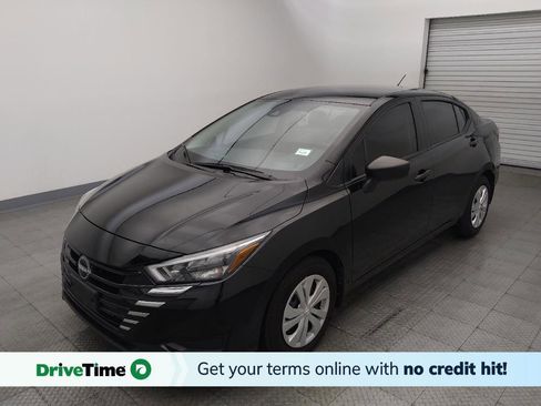 Used 2025 Nissan Versa S w/ Trunk Package image 1