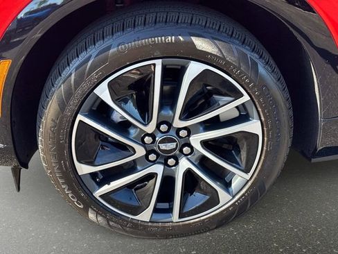 Certified 2025 Cadillac Optiq Sport 2 AWD/4WD image 9
