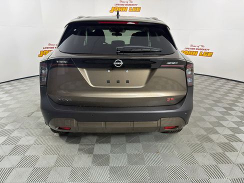 New 2026 Nissan Kicks SR w/ SR Premium Package image 4