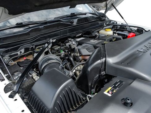 Used 2024 RAM 3500 Tradesman w/ Chrome Appearance Group image 58