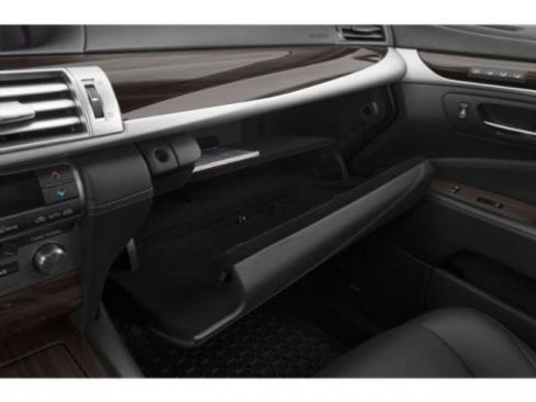 Used 2015 Lexus LS 460 L image 17