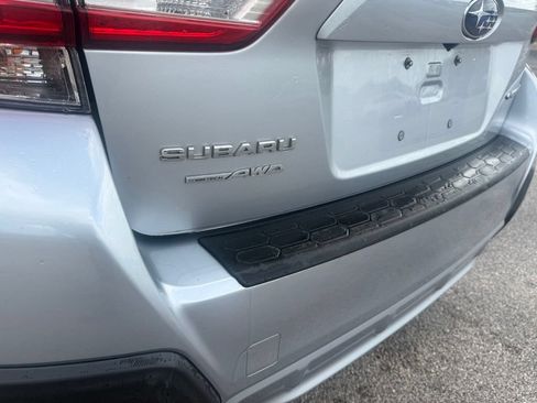 Used 2019 Subaru Crosstrek 2.0i Premium AWD/4WD image 6