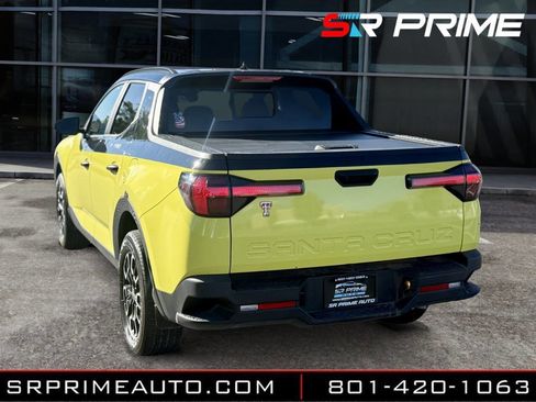 Used 2022 Hyundai Santa Cruz SEL w/ Activity Package image 2