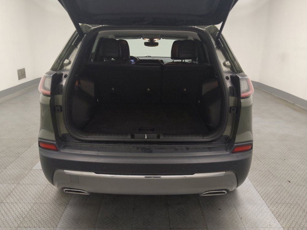 Used 2019 Jeep Cherokee Limited AWD/4WD image 29