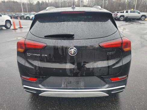 Used 2020 Buick Encore GX Essence w/ Experience Buick Package image 6