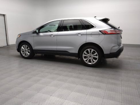 Used 2024 Ford Edge Titanium image 3