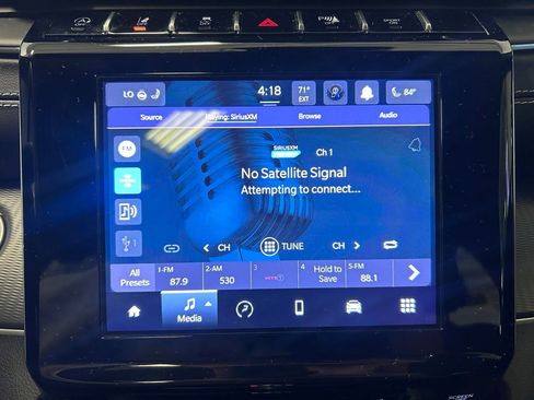 Used 2024 Jeep Grand Cherokee Altitude AWD/4WD image 14