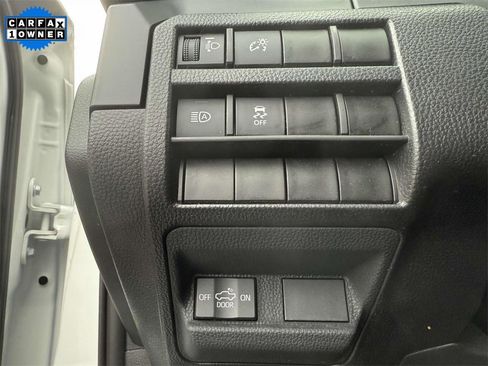 Used 2025 Toyota Tacoma SR image 23