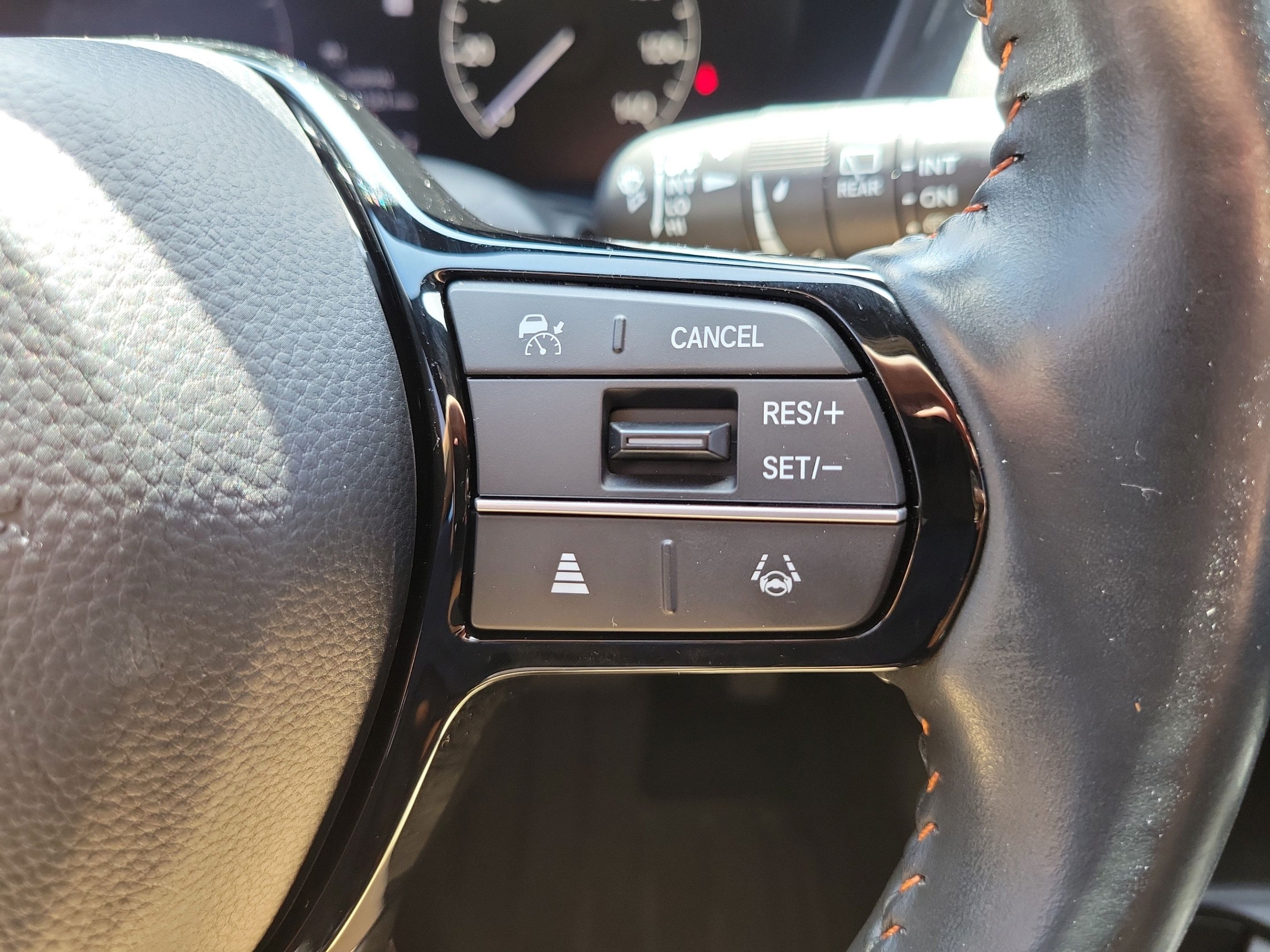 Certified 2024 Honda HR-V Sport image 30