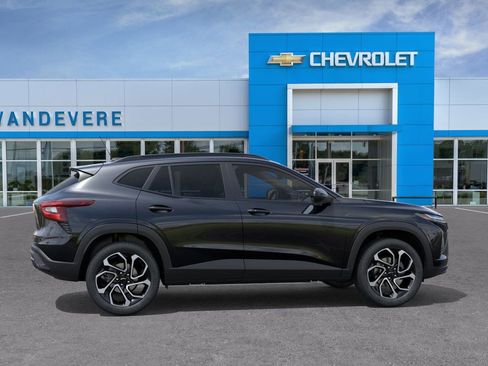 New 2026 Chevrolet Trax RS w/ Driver Confidence Package image 5