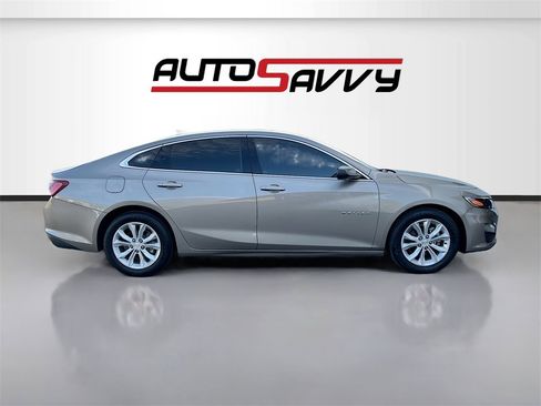 Used 2022 Chevrolet Malibu LT image 8