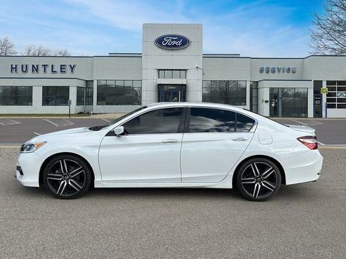 Used 2016 Honda Accord Sport image 7