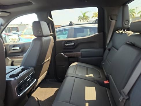 Used 2021 GMC Sierra 1500 Denali w/ Denali Ultimate Package AWD/4WD image 9