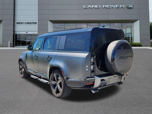 Certified 2025 Land Rover Defender 130 V8 AWD/4WD image 3